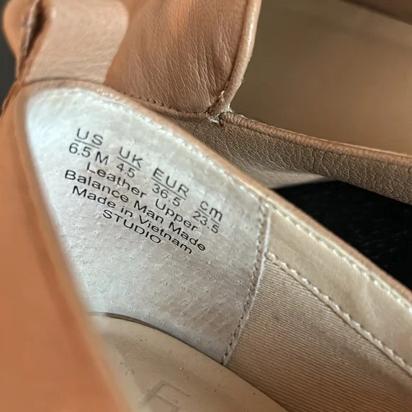 Franco Sarto Studio Loafers in tan - lightly worn. - Picture 3 of 6